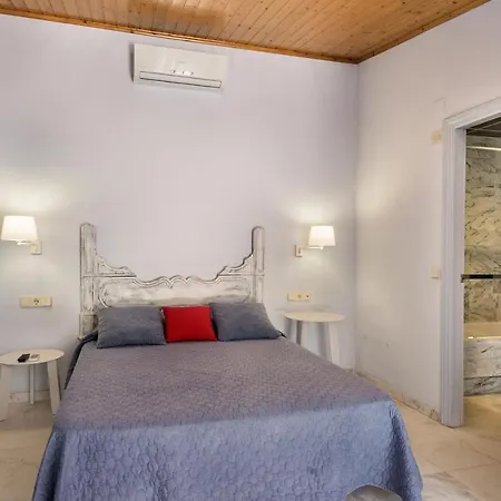 El Moli Hotel